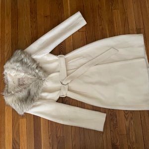 GUESS Trench Coat Belted with Faux Fur Collar